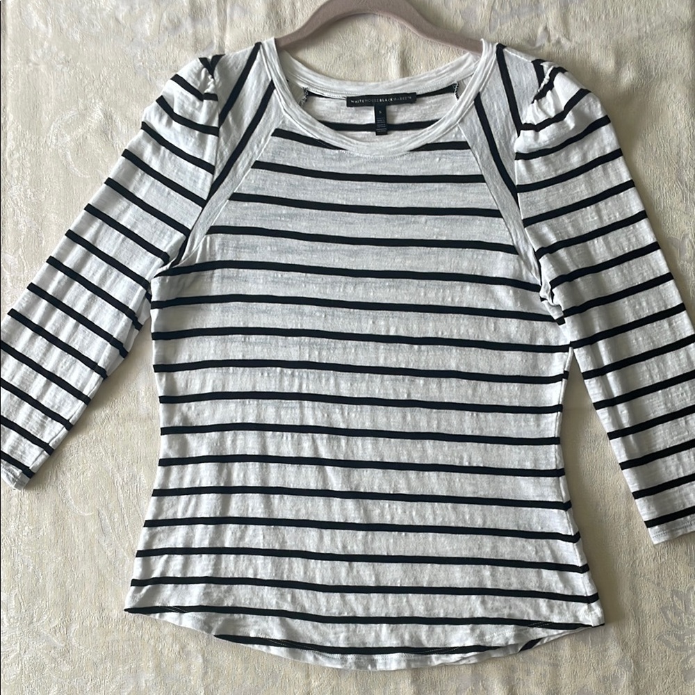 White House Black Market | Black and White Top